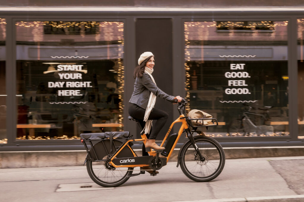 CARLOS Modell M Mood Titel